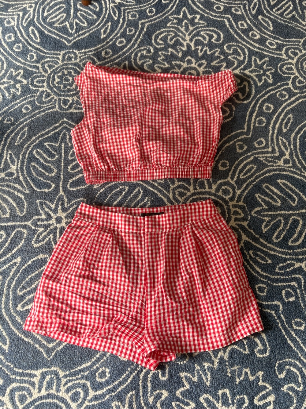 Red Gingham High-Waist Women’s Shorts Set- Classic Summer Style